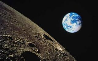 Vse o luni - naš sosed luna - zvezde - katalog člankov - winman Zakaj na luni ni vidnih madežev