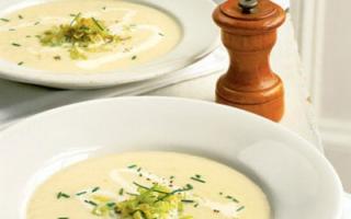 Quick and easy - different versions of the recipe for mashed potato soup